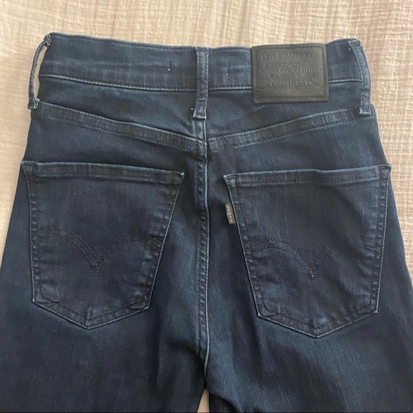 Mile High Super Skinny Levis 25x30 - Picture 1 of 2